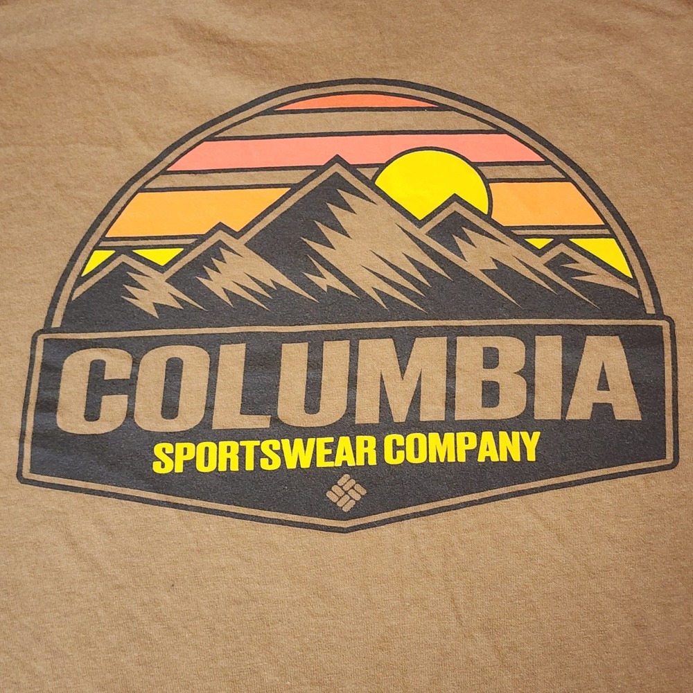 Columbia Sportswear Mens XL Graphic T-Shirt Tan Mountain Sunset Short Sleeve Tee